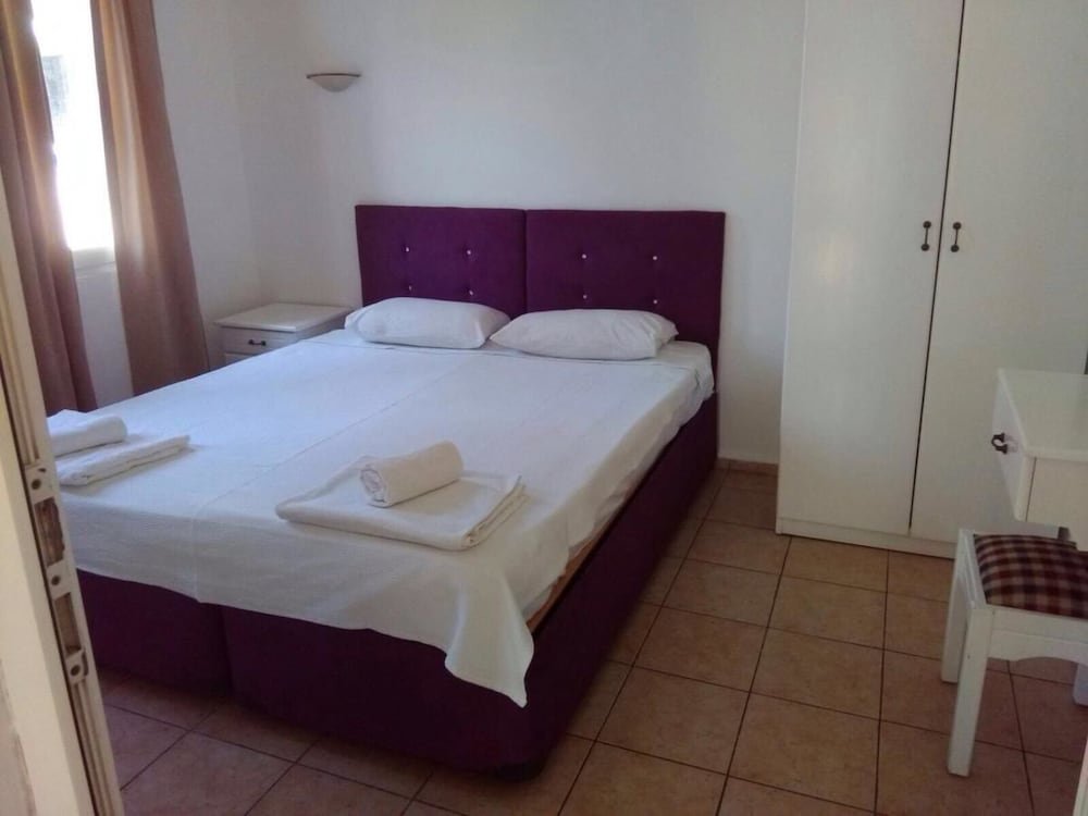 Almina Apartments photo 8