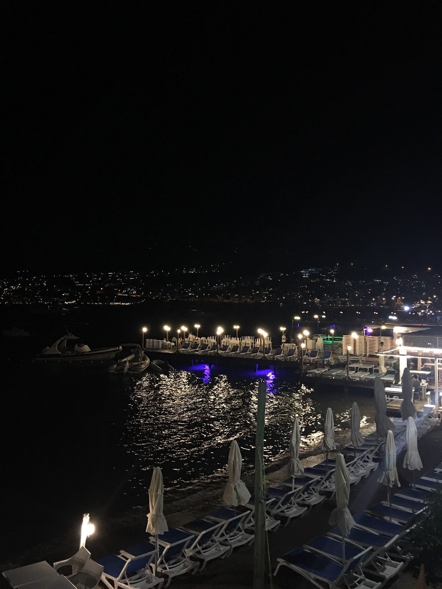 Estrella Beach Hotel photo 5