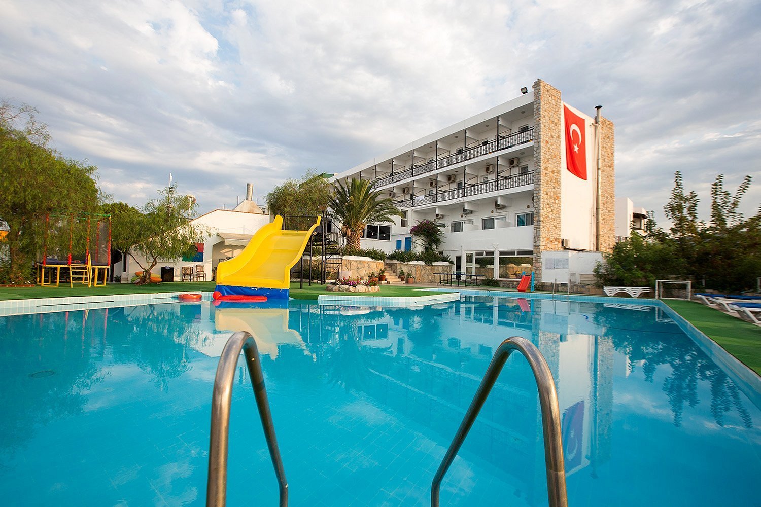 Bodrum Inanc Otel — Gümbet, Bodrum