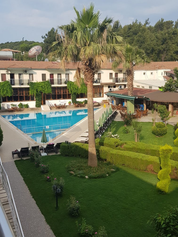 Han Deluxe Hotel & Suites photo 6
