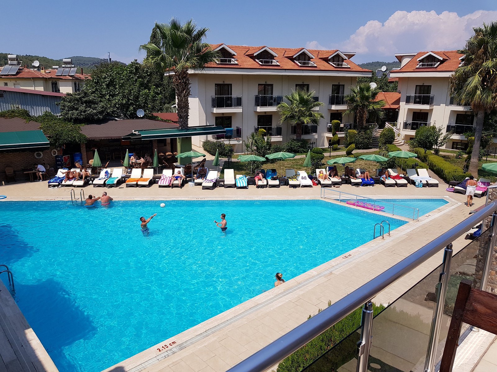 Han Deluxe Hotel & Suites photo 10