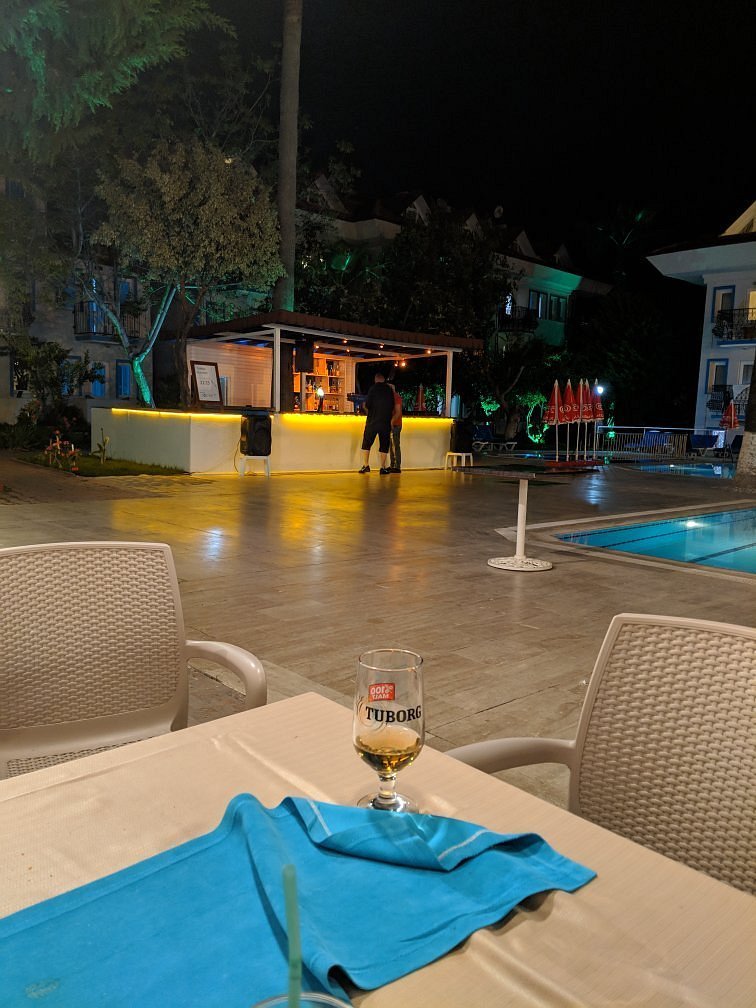 Akdeniz Beach Hotel photo 6