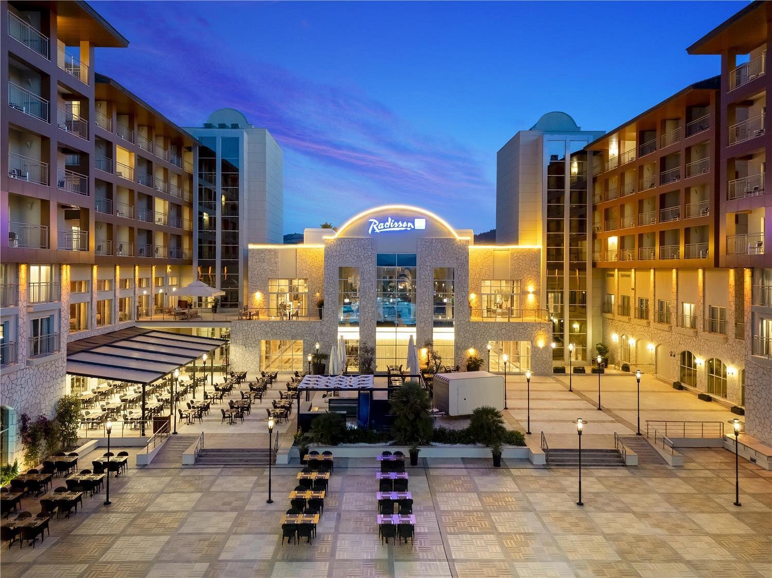 Radisson Blu Resort & Spa, Cesme — Altinyunus Mah, Çeşme