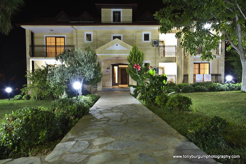 Gokcen Hotel & Aparments photo 2