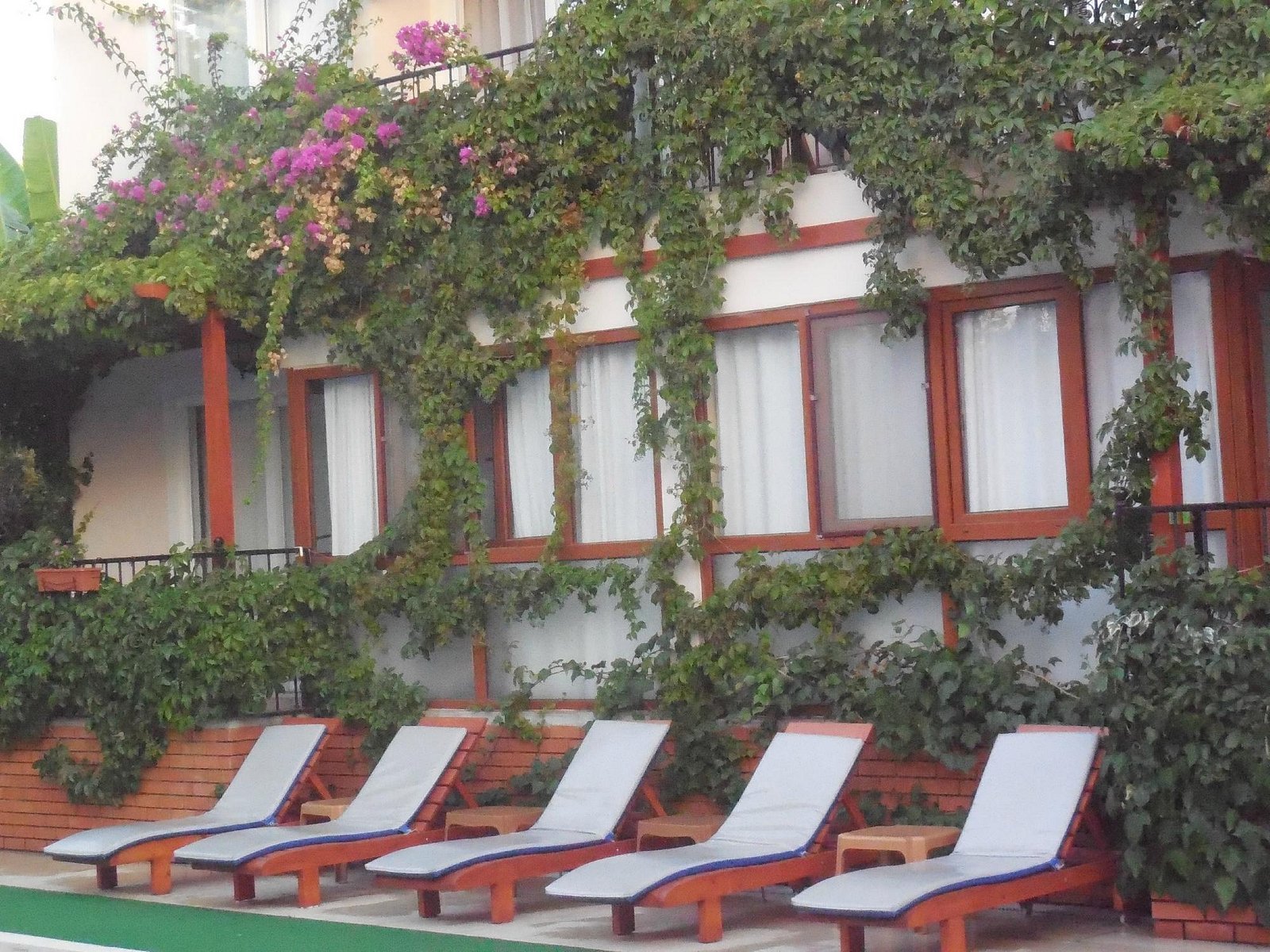 Ten Apart Hotel photo 3