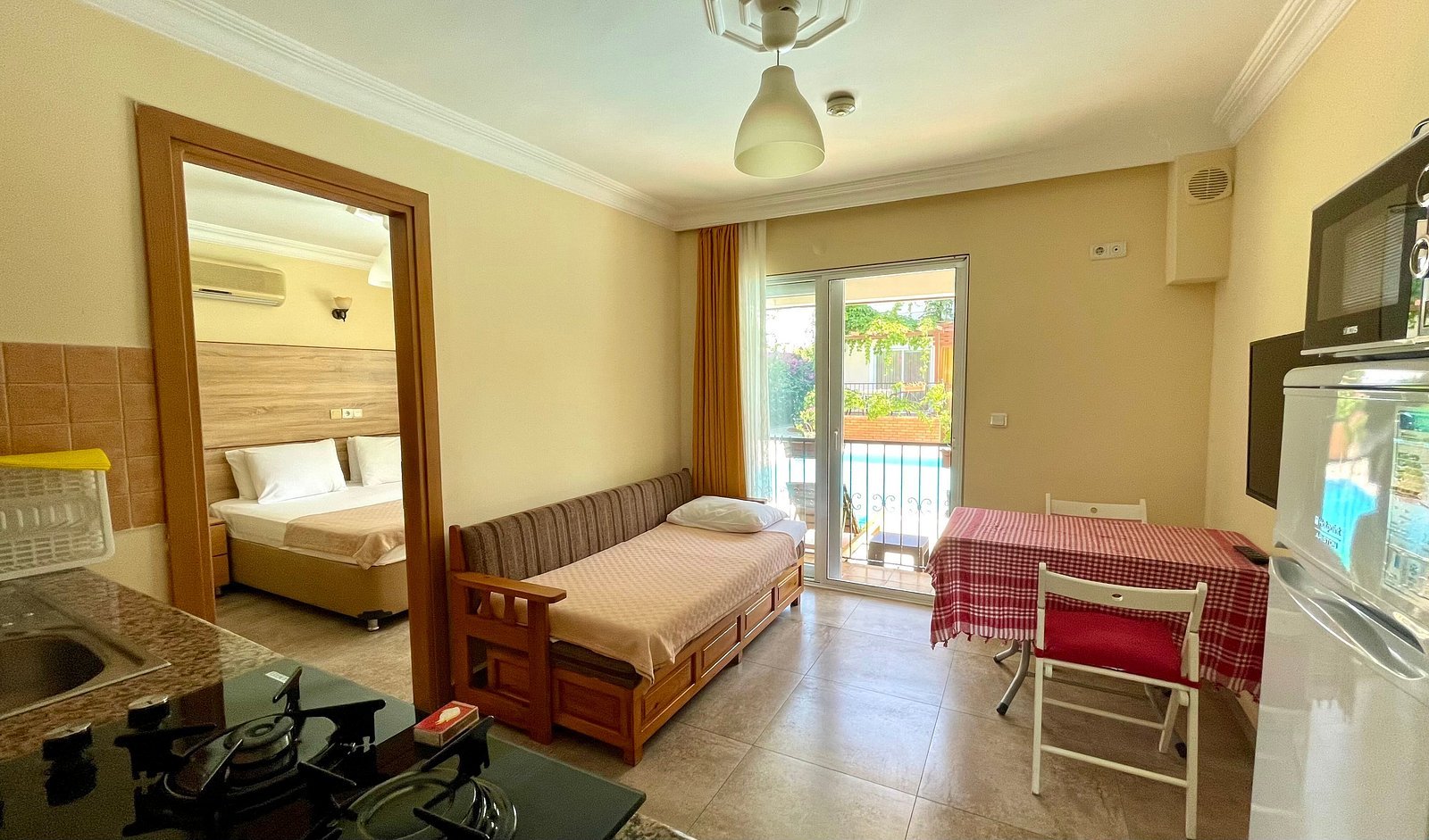 Ten Apart Hotel photo 7