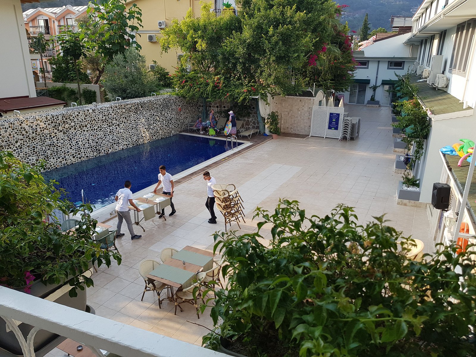 Tonoz Beach Hotel photo 18