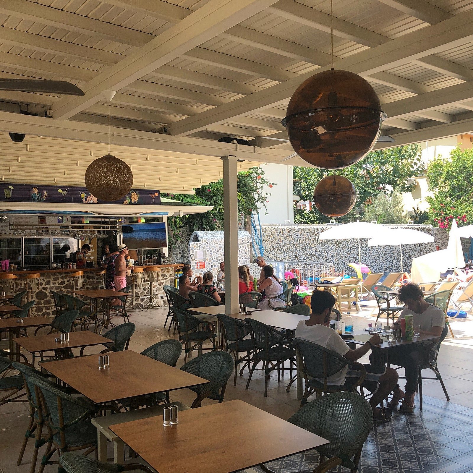 Tonoz Beach Hotel photo 15