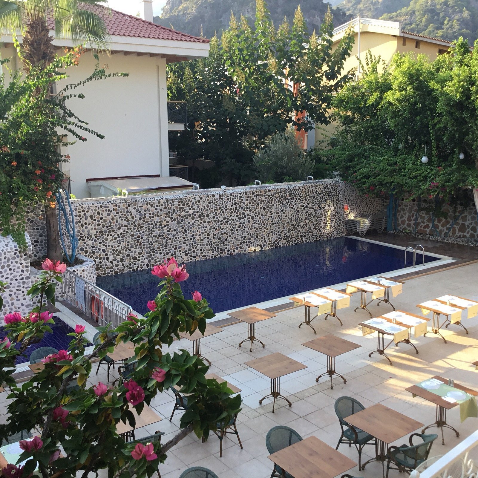 Tonoz Beach Hotel photo 16
