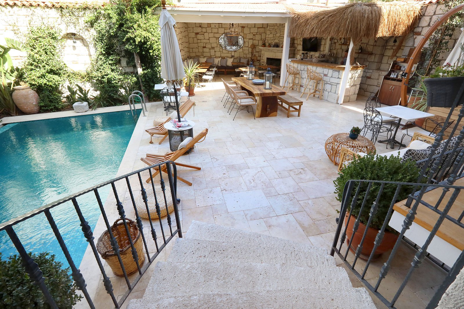 Alachi Hotel photo 4