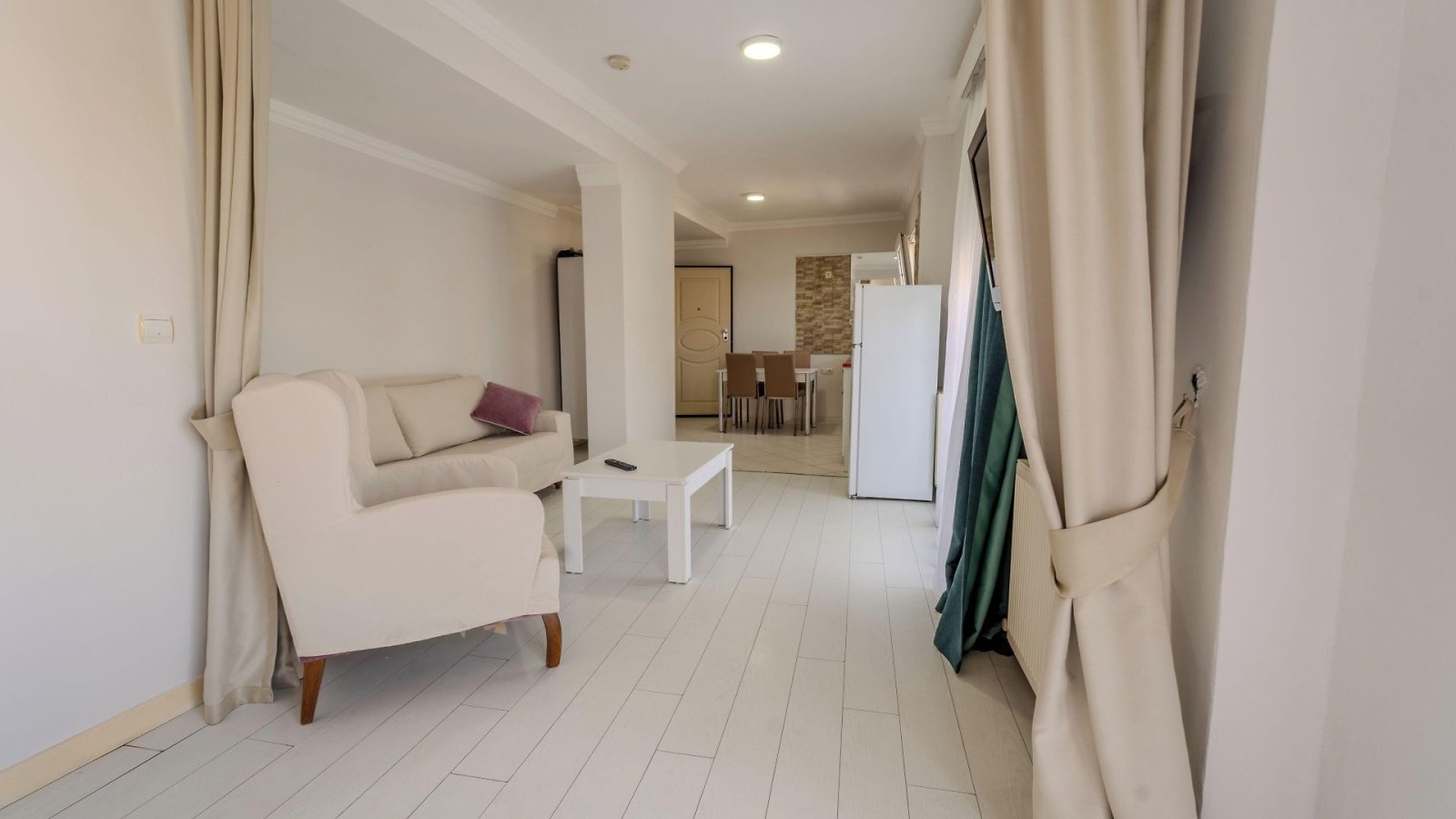 Mia Hill Suites photo 11
