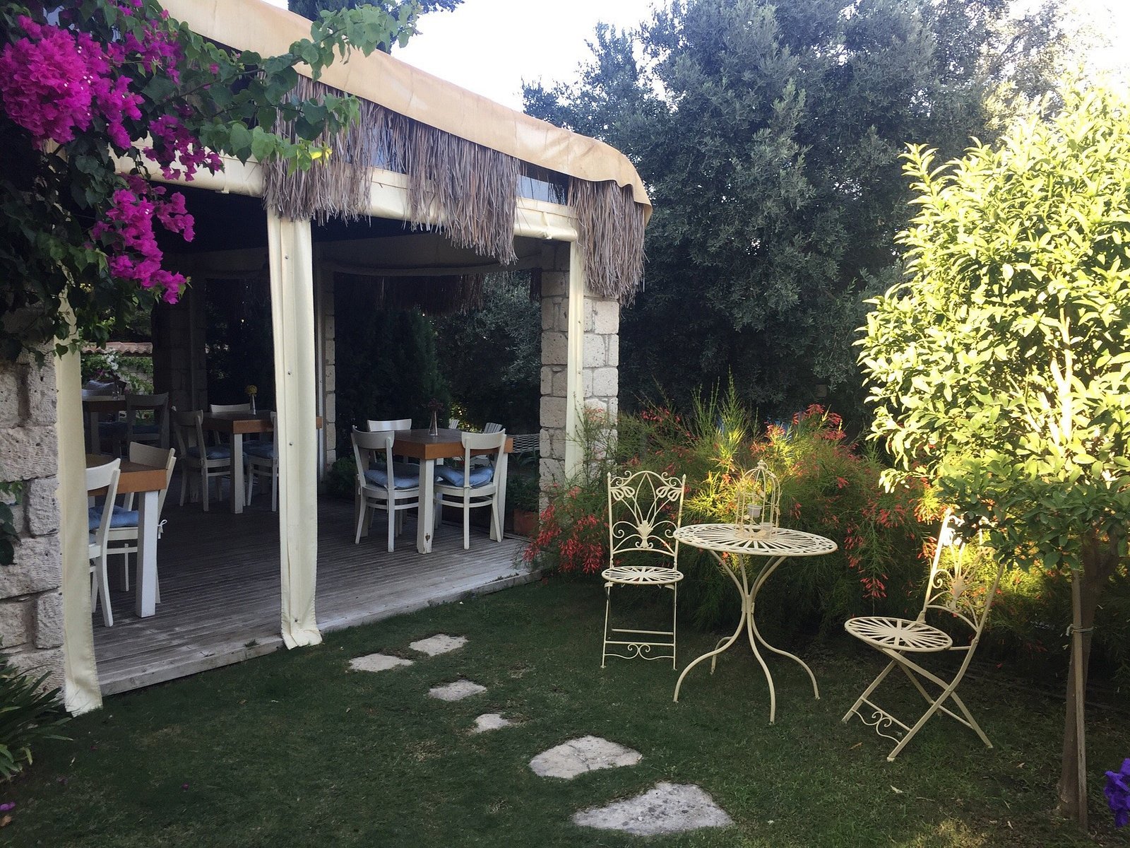 Asmahan Hotel photo 12