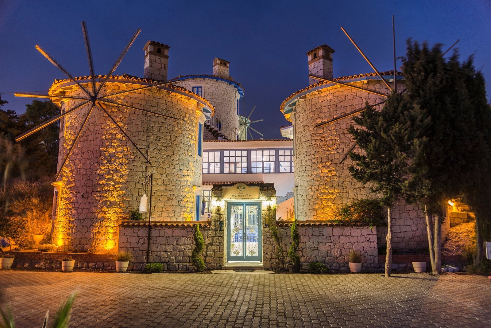 Alacati Degirmen Hotel — Alaçatı