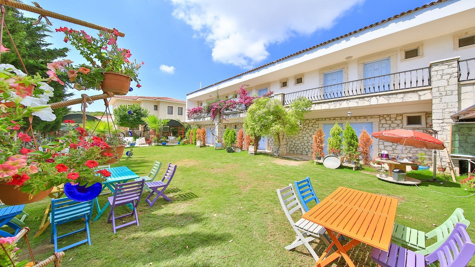 Alasonya Otel Alacati by Lamira photo 2