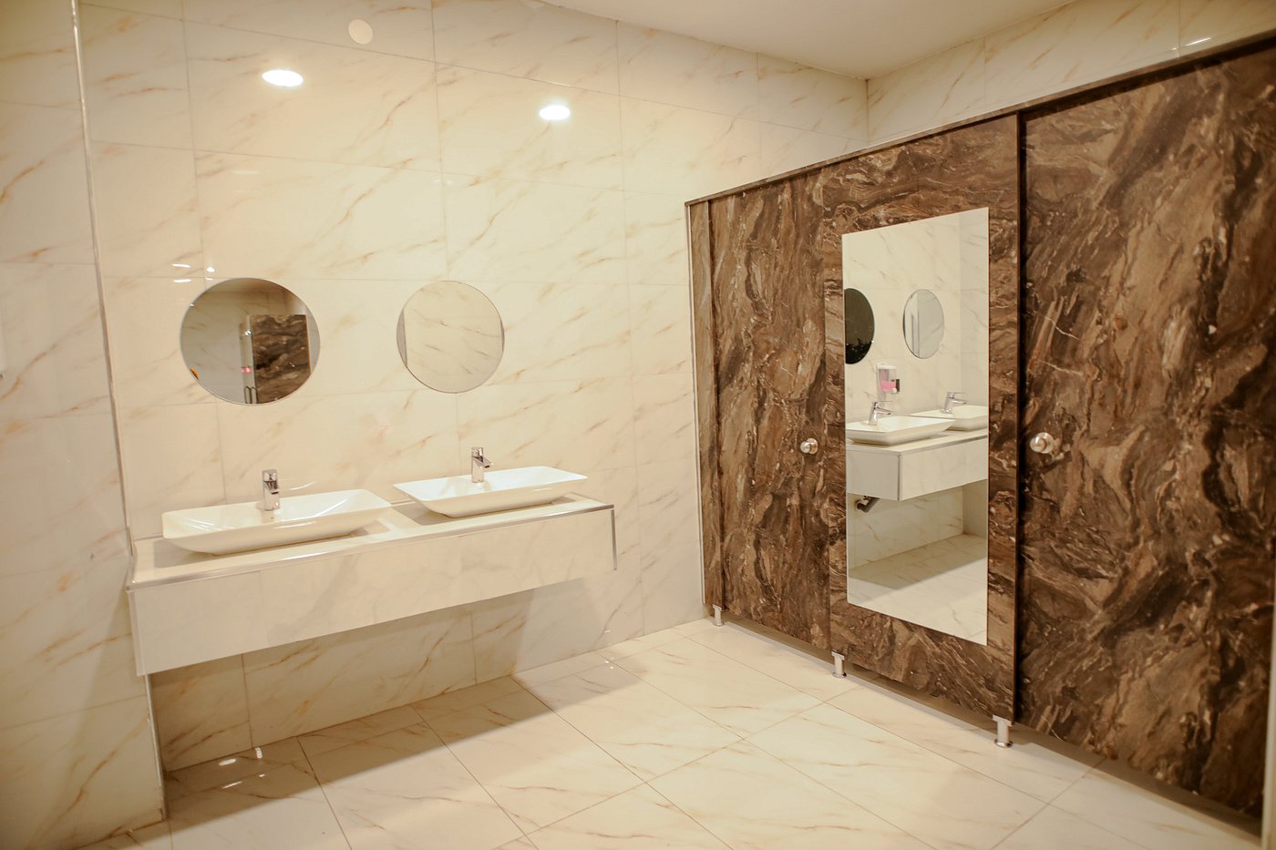 Emin Kocak Hotel Spa & Convention Center photo 17