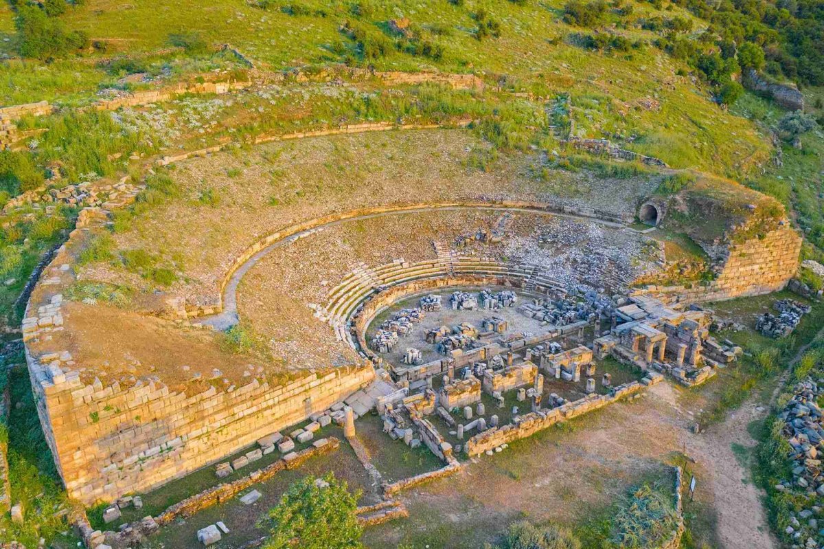 Aydın Alabanda Archeological Site photo 3