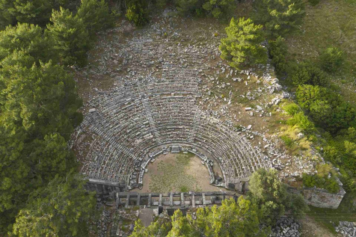 Aydın Priene Archeological Site photo 2