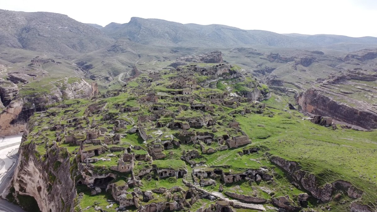 Batman Hasankeyf Archaeological Site photo 6