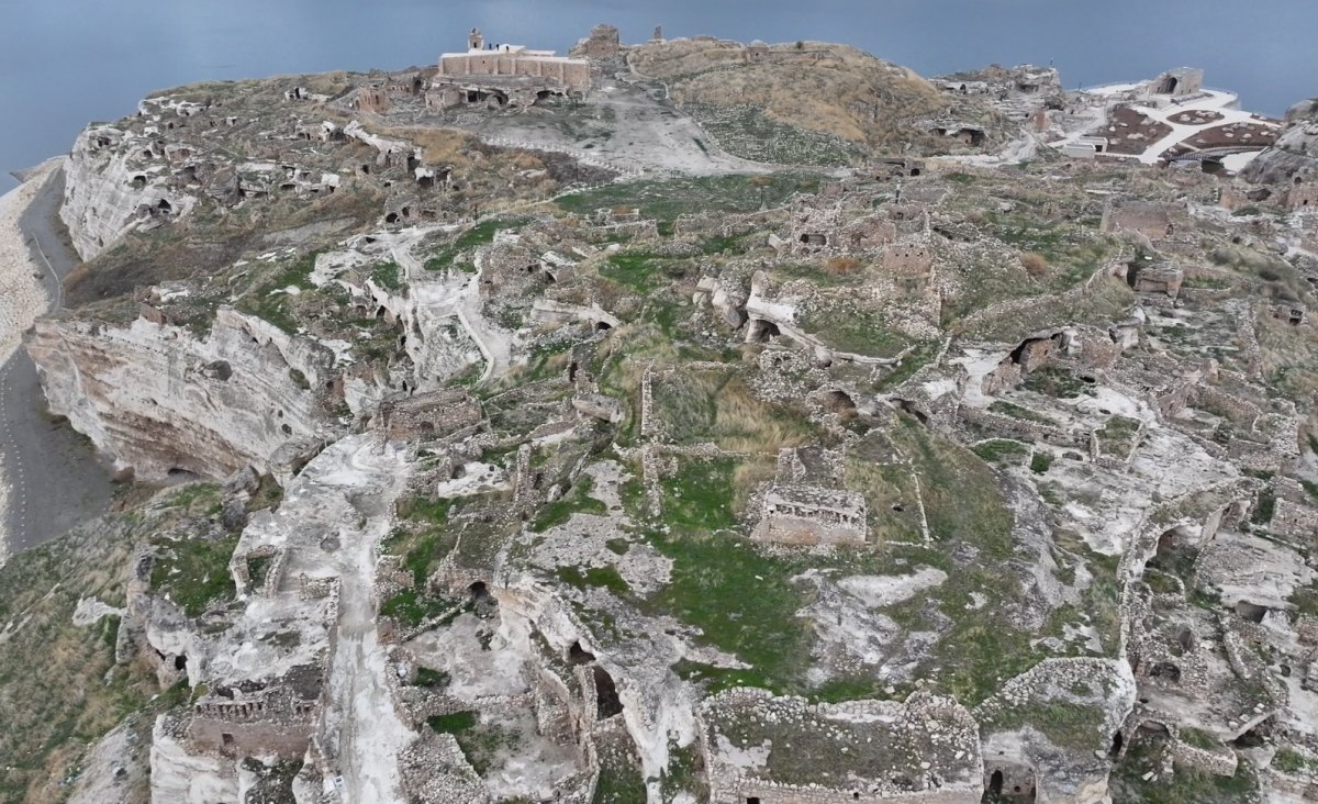 Batman Hasankeyf Archaeological Site photo 7
