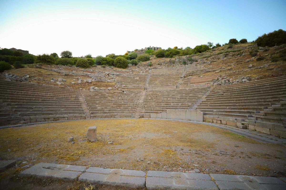 Çanakkale Assos Archaeological Site photo 6