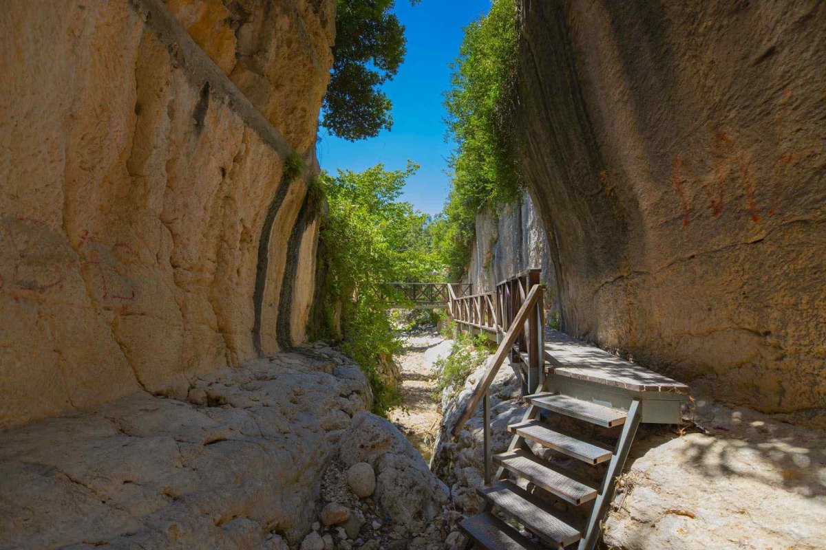 Hatay Çevlik Archaeological Site photo 5