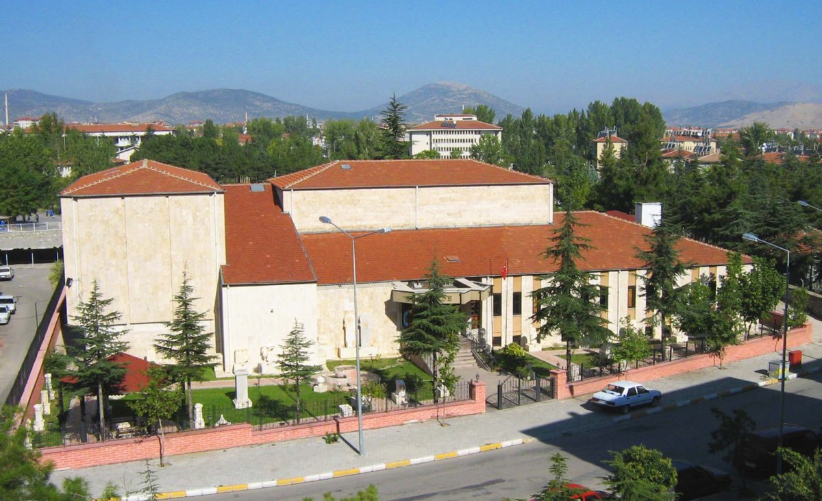 Isparta Museum photo 8