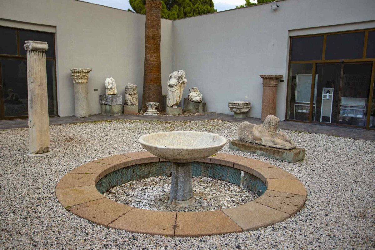 İzmir Bergama Museum photo 6