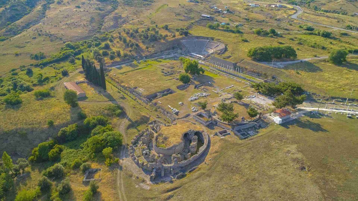İzmir Bergama The Archaeological Site of Asklepion photo 7