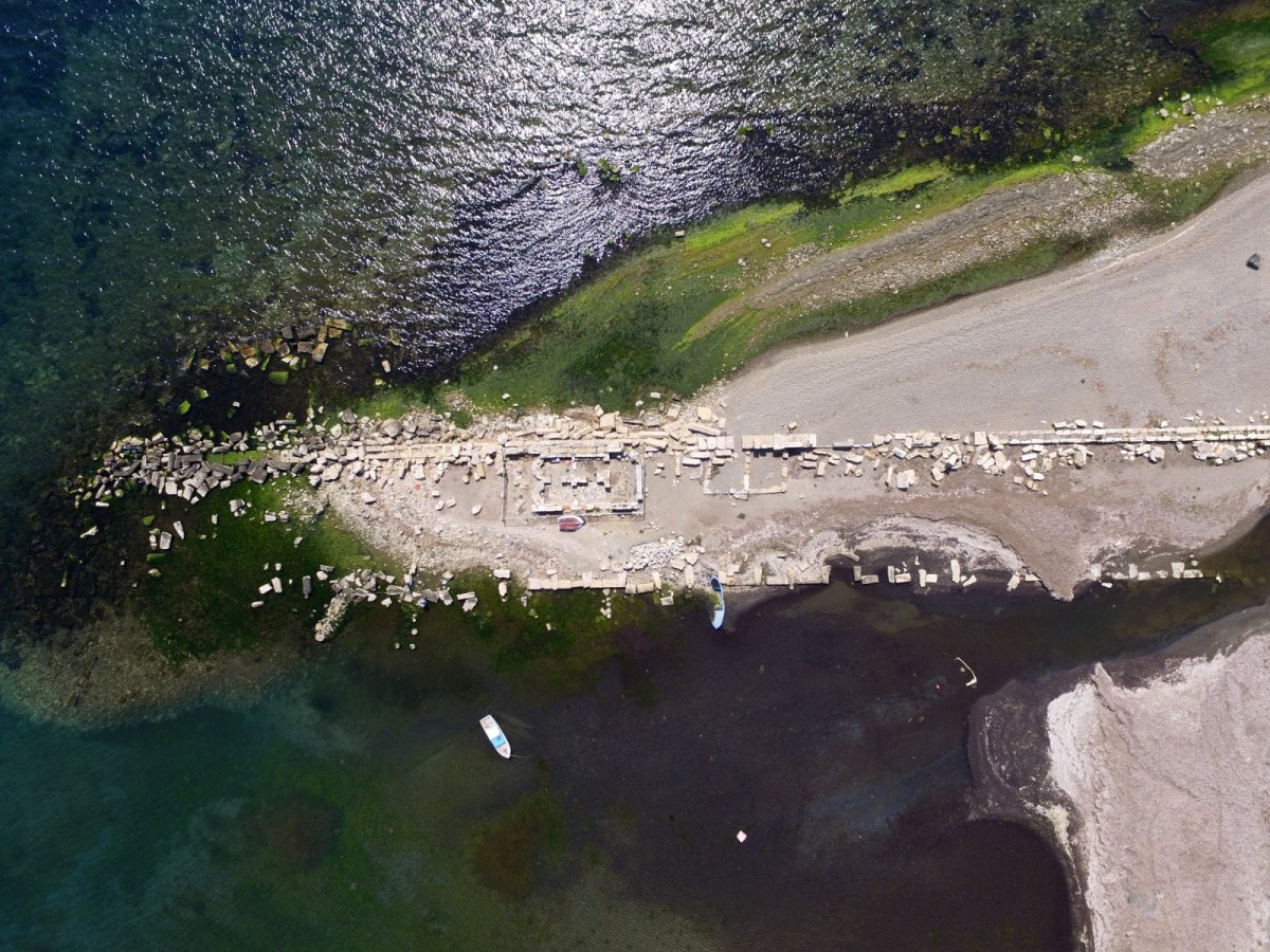 İzmir Teos Archaeological Site photo 5