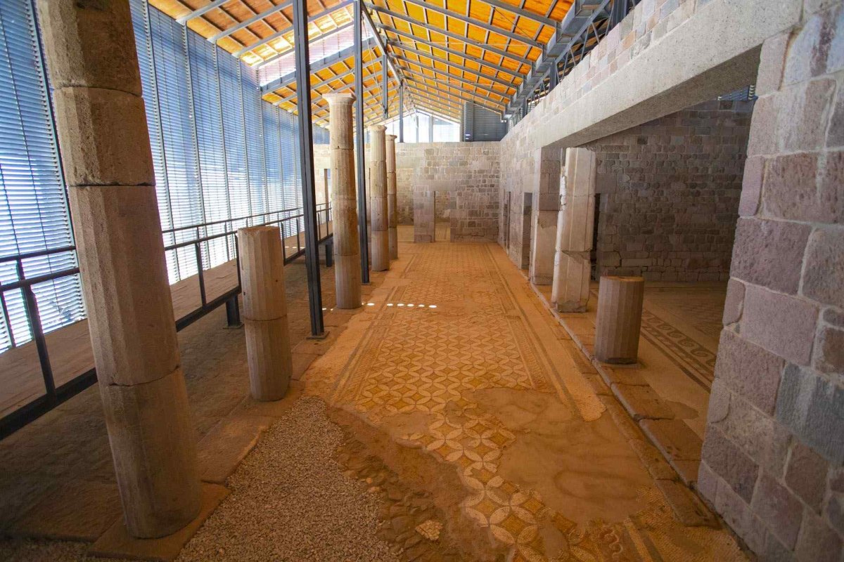 İzmir Bergama Pergamon Acropolis