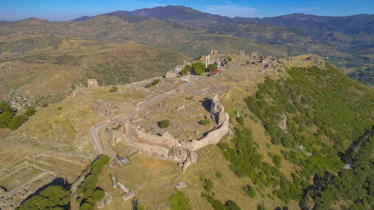 İzmir Bergama Pergamon Acropolis photo 8