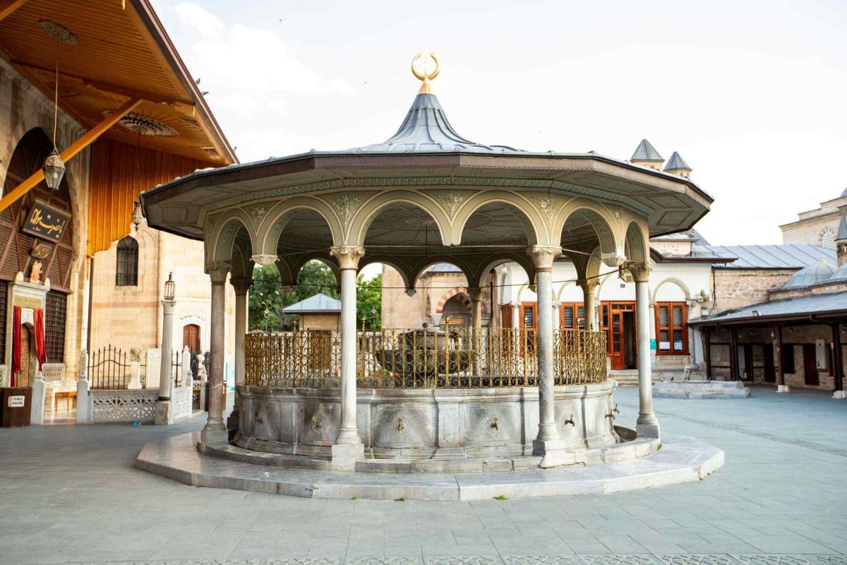 Konya Mevlana Museum photo 7
