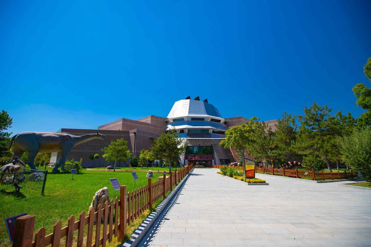 Ankara MTA Şehit Cuma DAĞ Natural History Museum