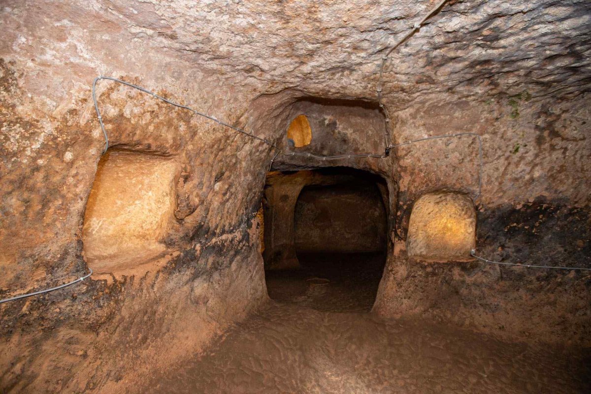 Nevşehir Özkonak Underground City photo 5