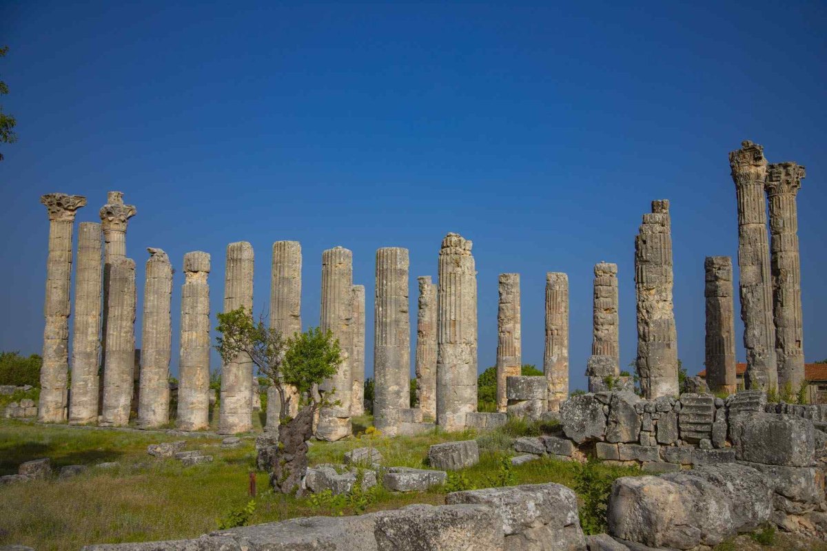 Mersin Uzuncaburç (Diokaisareia) Archaeological Site photo 6