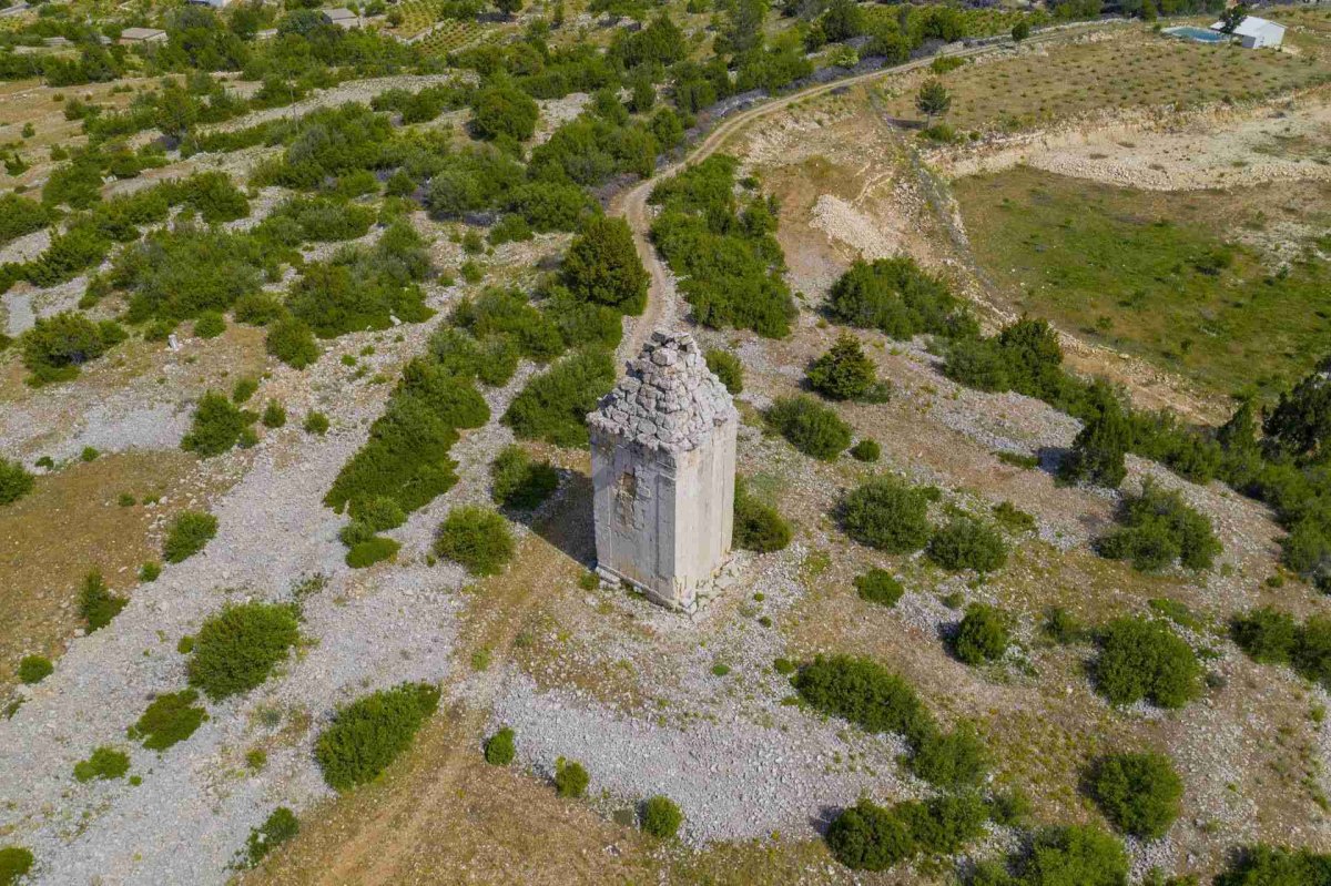 Mersin Uzuncaburç (Diokaisareia) Archaeological Site photo 8