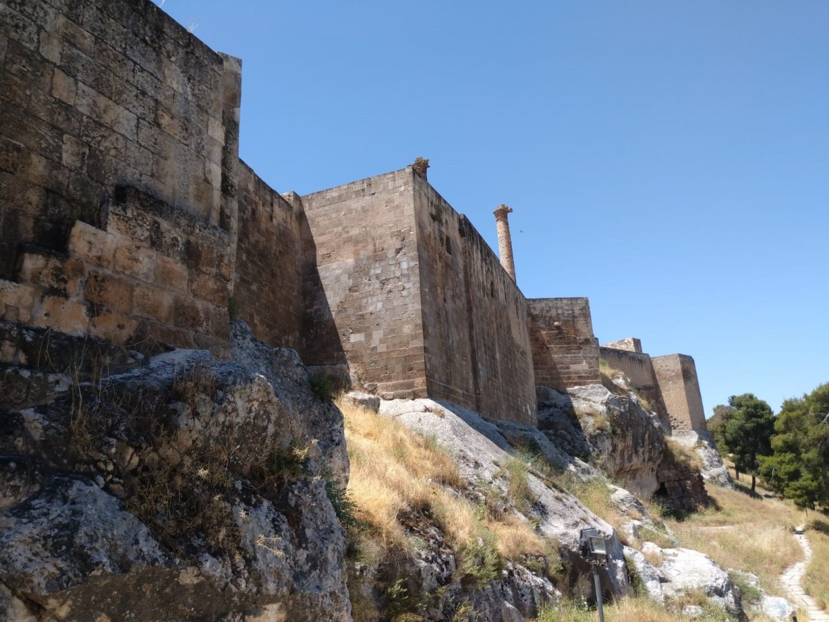 Şanlıurfa Urfa Castle photo 2