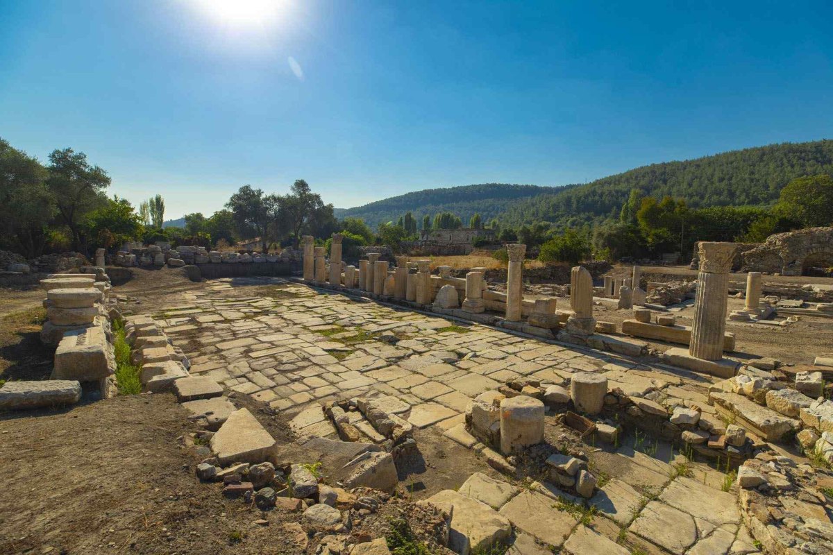 Muğla Stratonikeia Archaeological Site photo 2