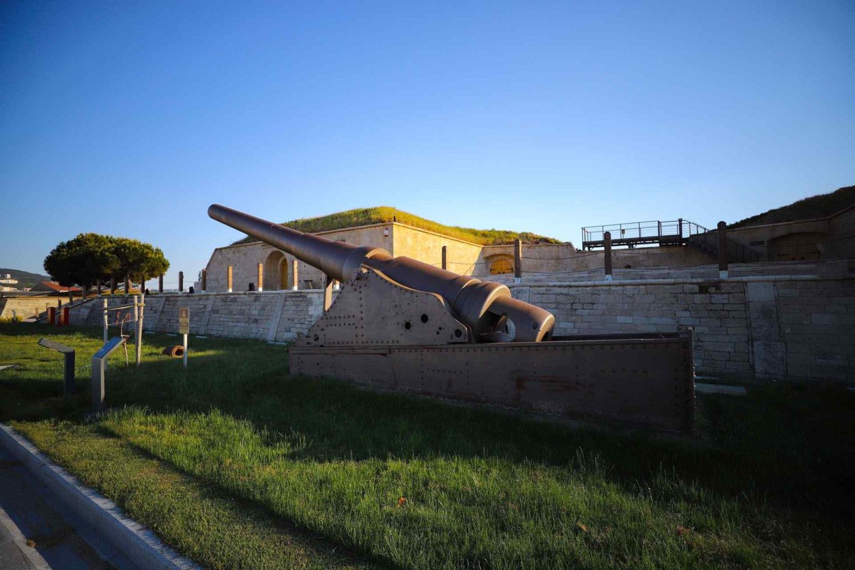 Çanakkale The Anatolian Hamidiye Fort and the Museum of the Battles of Gallipoli (Çanakkale) History photo 8