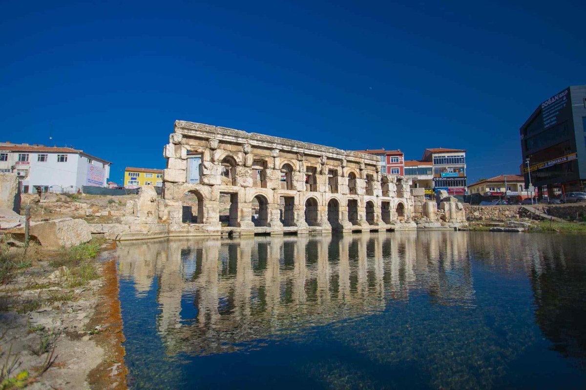 Yozgat Sarıkaya Roman Bath (Basilica Therma)
