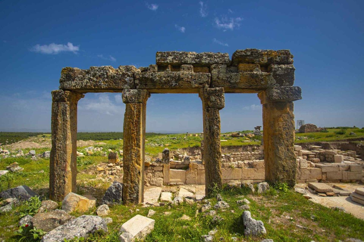 Uşak Blaundus Ancient City photo 3