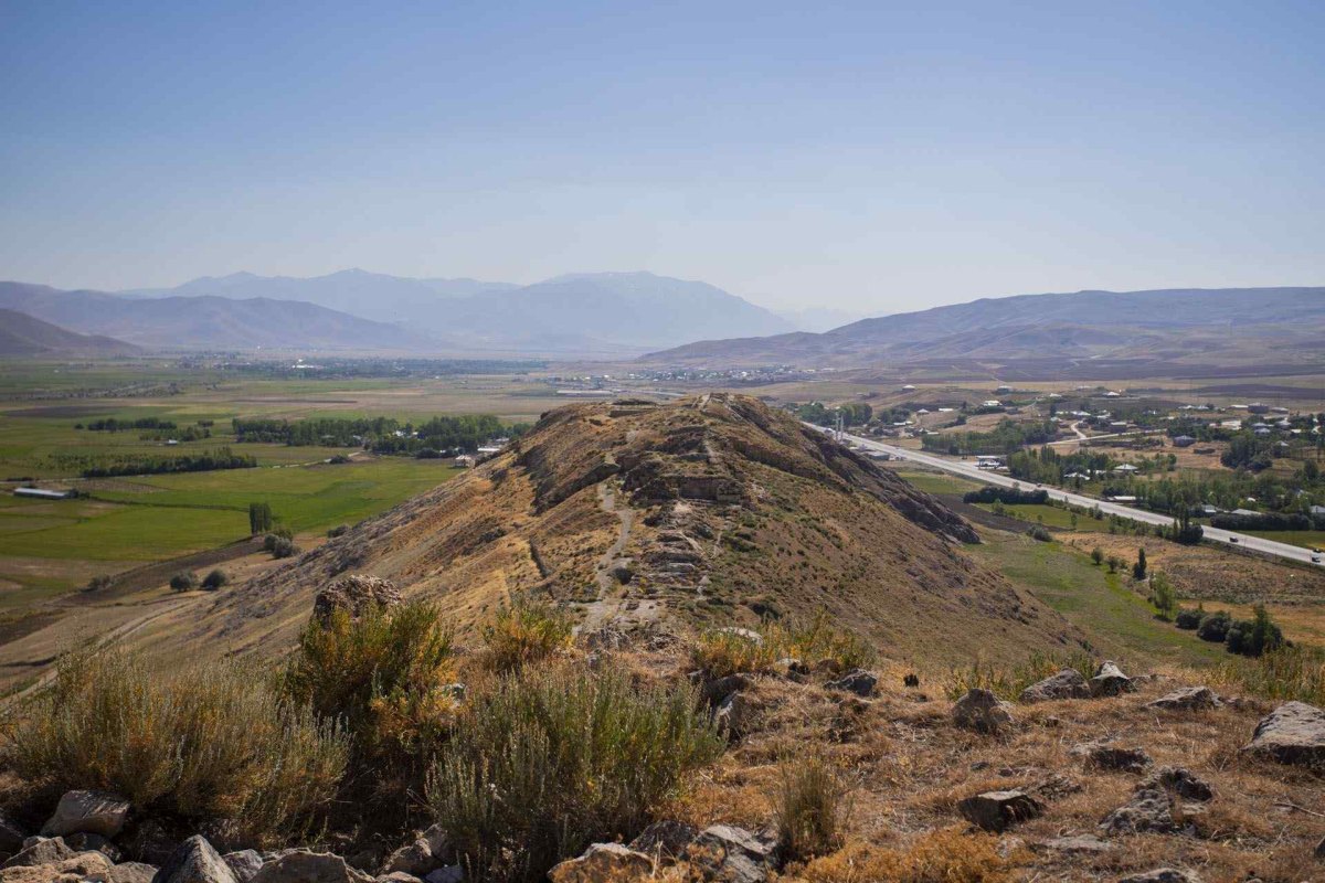Van Çavuştepe Castle photo 2