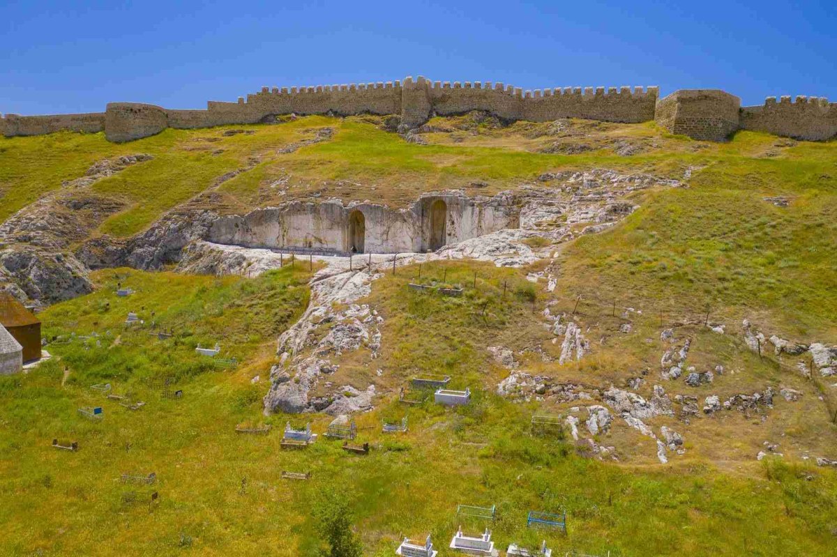 Van Castle