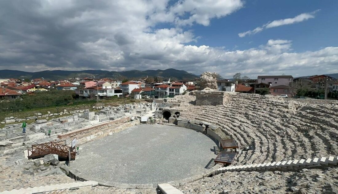 Bursa İznik Roma Tiyatrosu photo 3