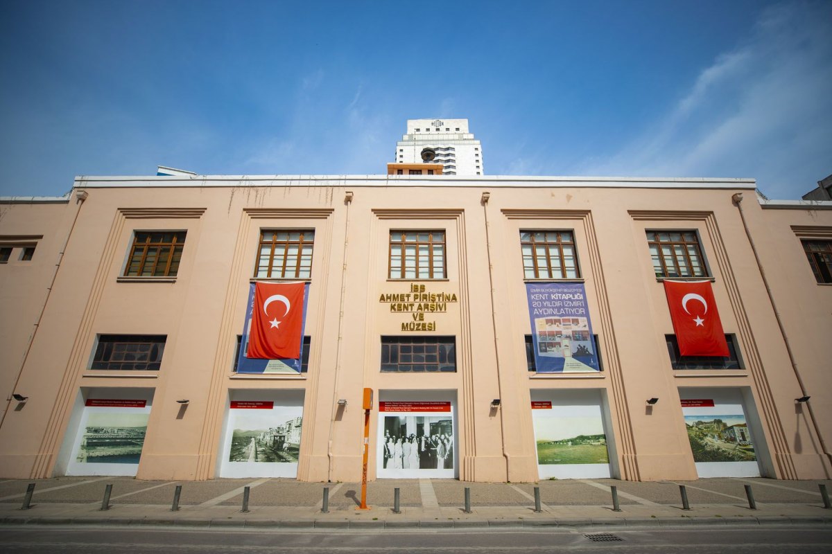 Ahmet Piriştina İzmir City Archive and Museum