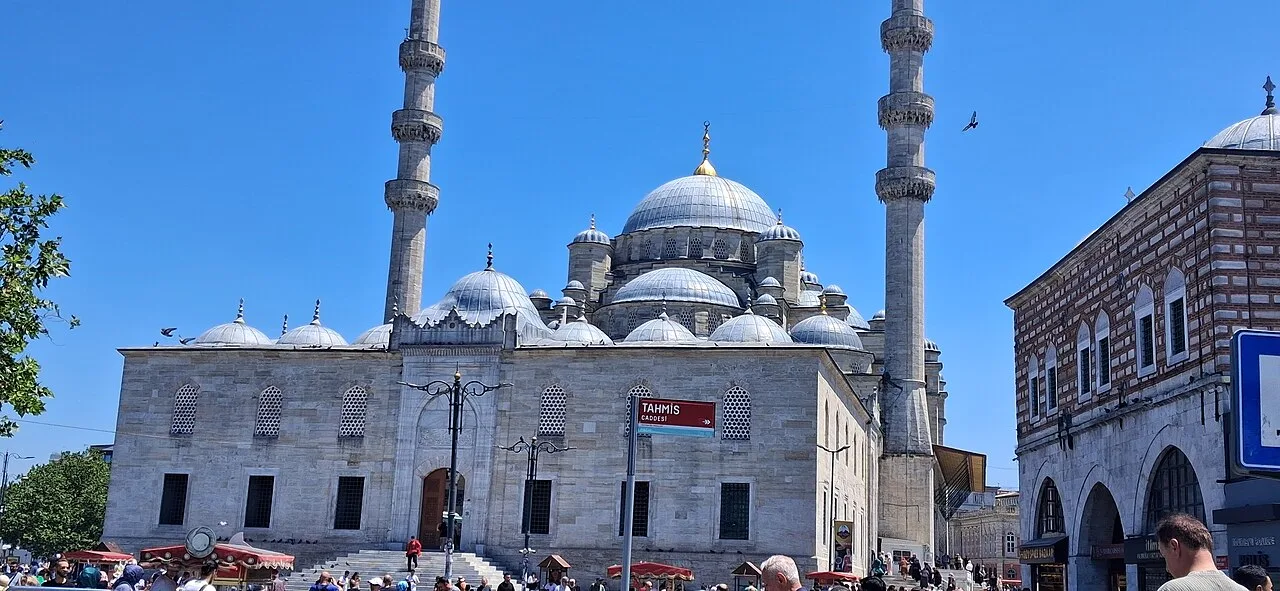 New Mosque (Yeni Cami) — Istanbul