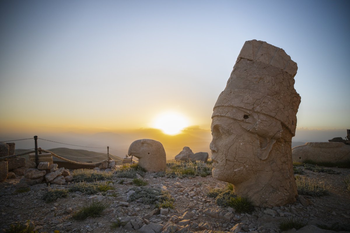 Adıyaman Mount Nemrut photo 3
