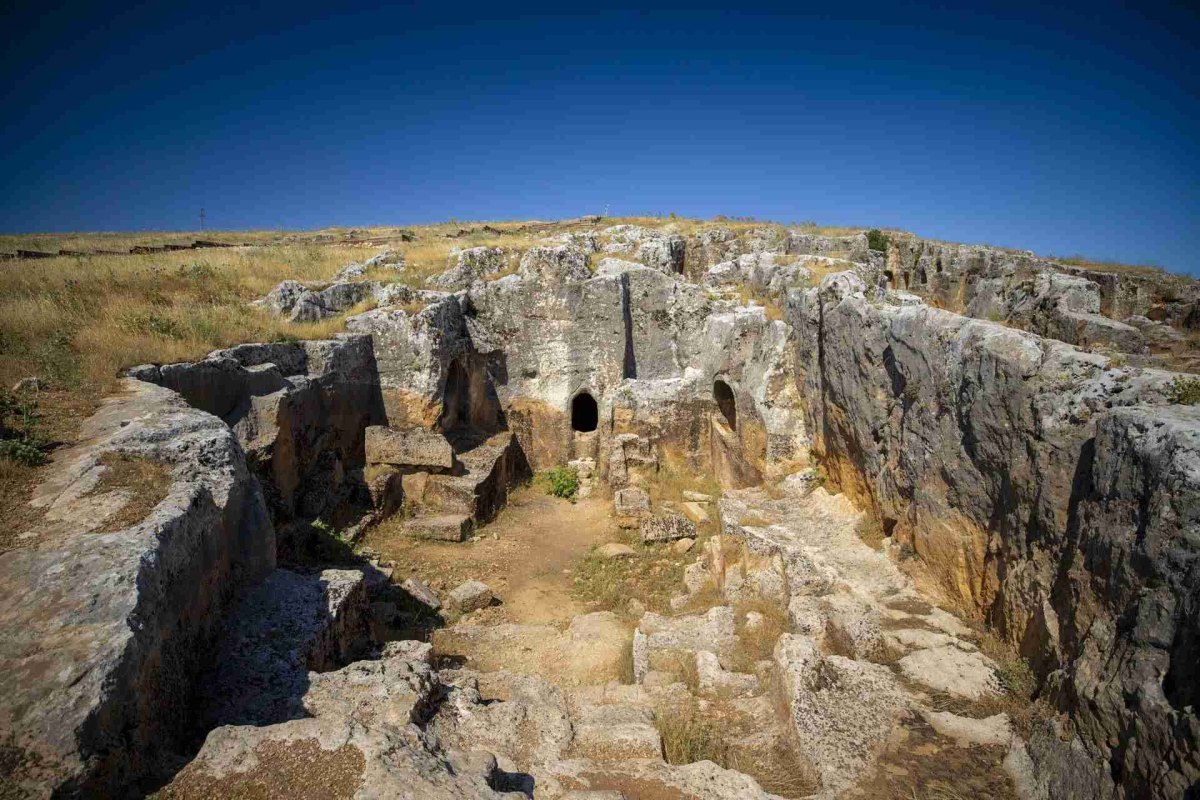 Adıyaman The Archaeological Site of Pirin (Perre) photo 8