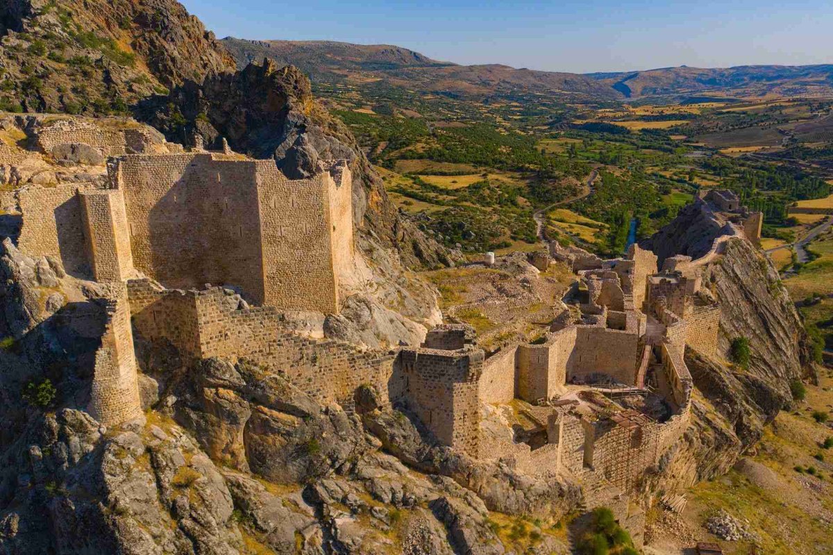 Adıyaman Old Kahta Castle photo 3
