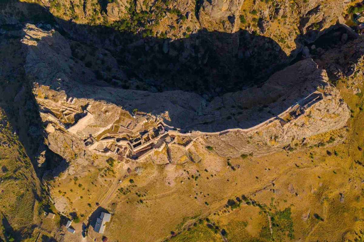 Adıyaman Old Kahta Castle photo 4